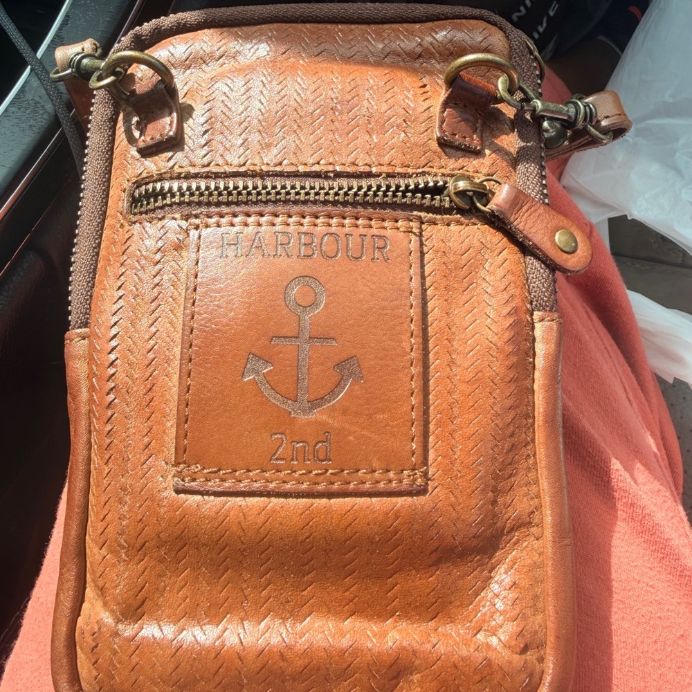 Harbour 2nd Distressed Genuine Leather Cell Phone Crossbody - Picture 4 of 5